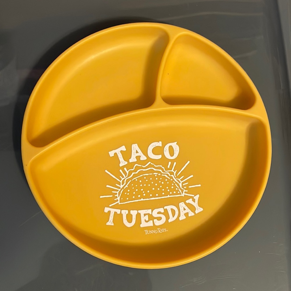 Silicone divided baby feeding dish plate with suction back Taco Tuesday